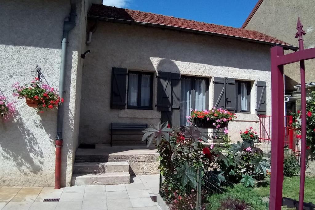 Maison Aux Portes Du Centre Historique De Dijon Avec 3 Chambres Et Garage Exteriör bild