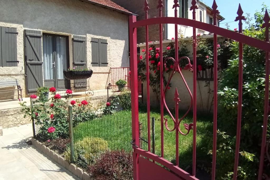 Maison Aux Portes Du Centre Historique De Dijon Avec 3 Chambres Et Garage Exteriör bild